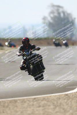 media/Sep-20-2025-TrackDaz (Sat) [[27f0cde673]]/B Group/220pm (Turn 9)/